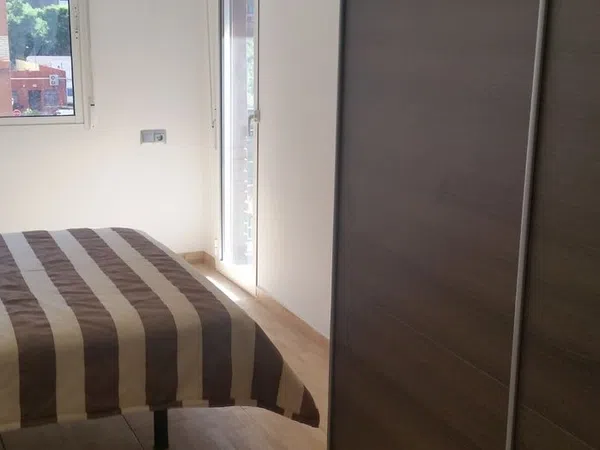 Piso en Plaza del cedro, 1, Ciutat Jardí - Foto 2