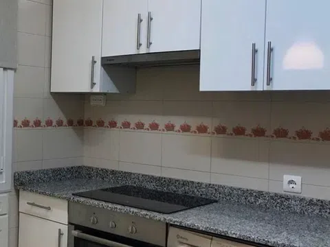 Piso en calle Dolçamara, 3