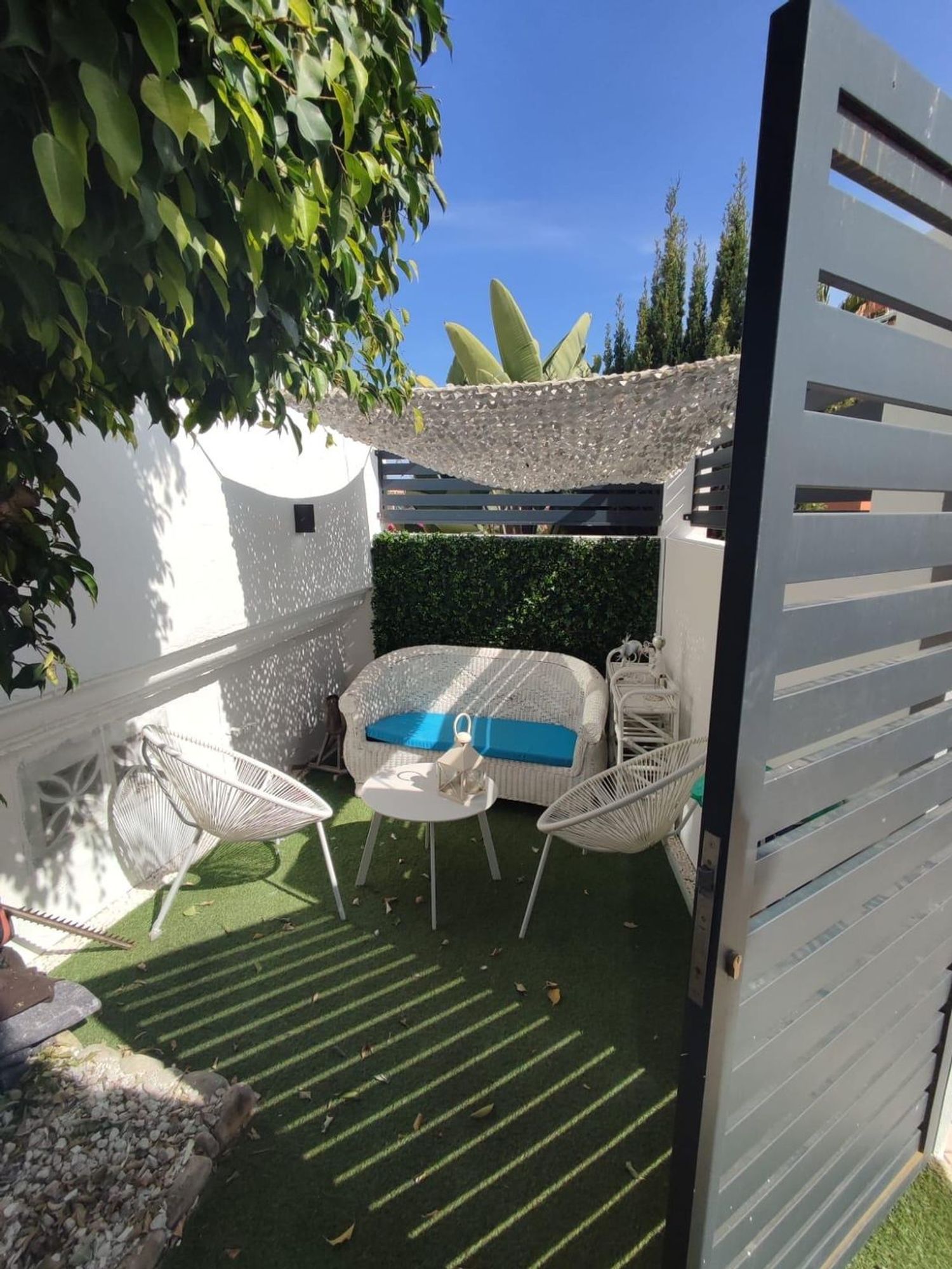 Chalet pareado en avenida Benajarafe, 224 - Foto 2