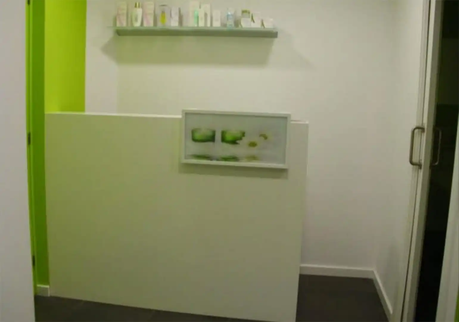Local comercial en  Carrer de Lugo 14 - Foto 4