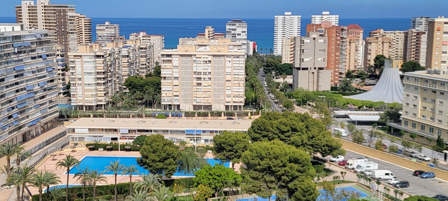 Piso en avenida Benidorm, 18 - Foto 6