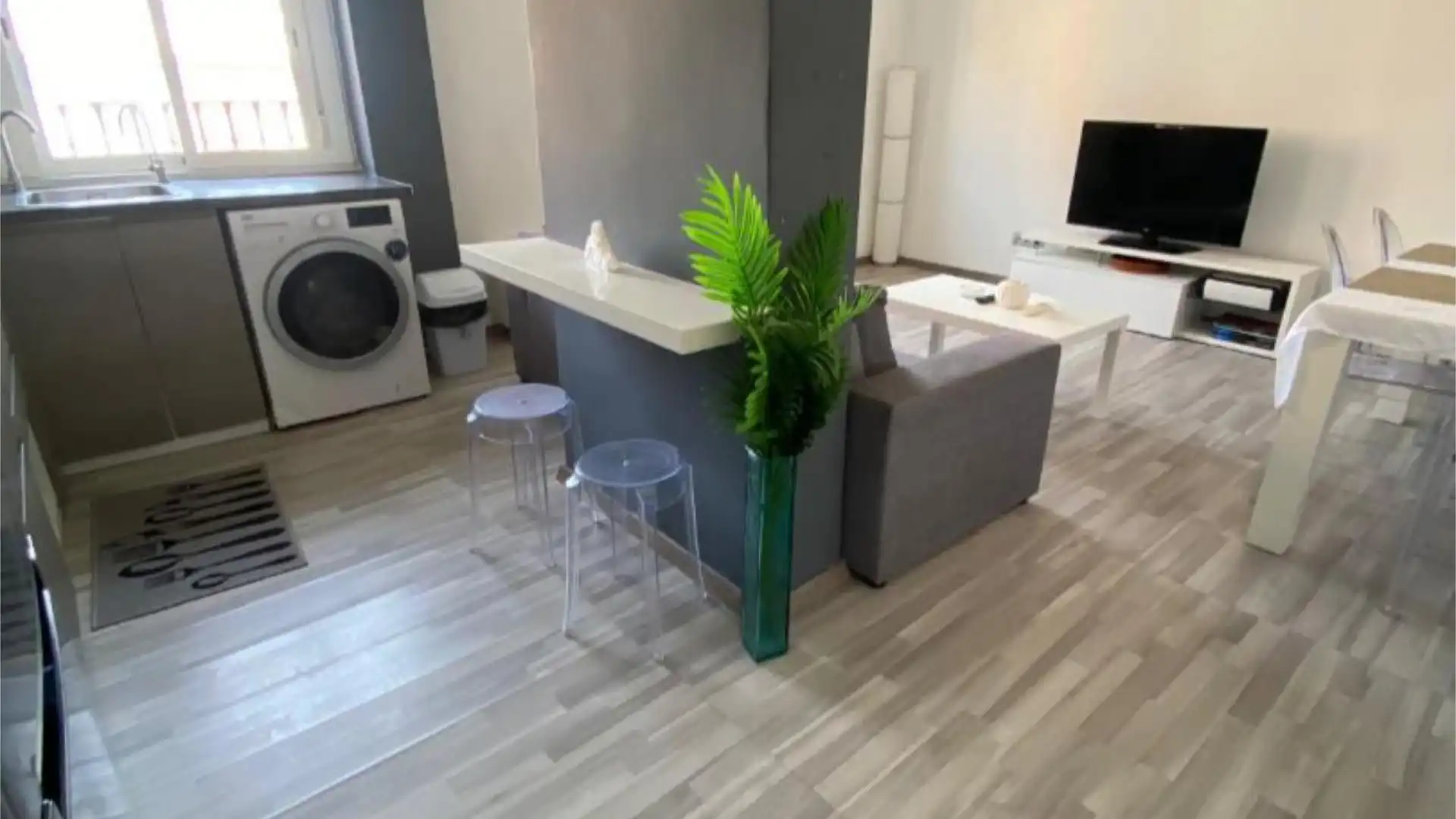 Piso en  Carrer de Campoamor 4 - Foto 19