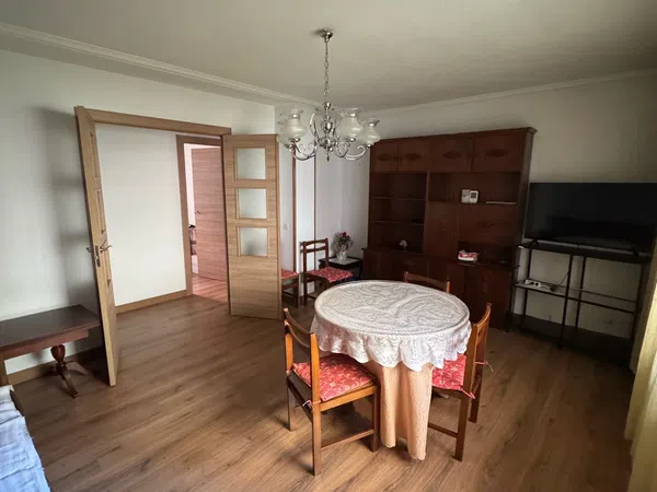 Piso en calle del Puerto Canfranc, 1