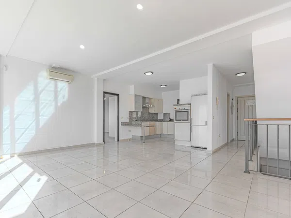 Chalet adosado en calle Helsinki, 12 - Foto 2