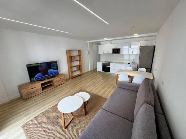 Piso en calle de Pérez del Toro, 83