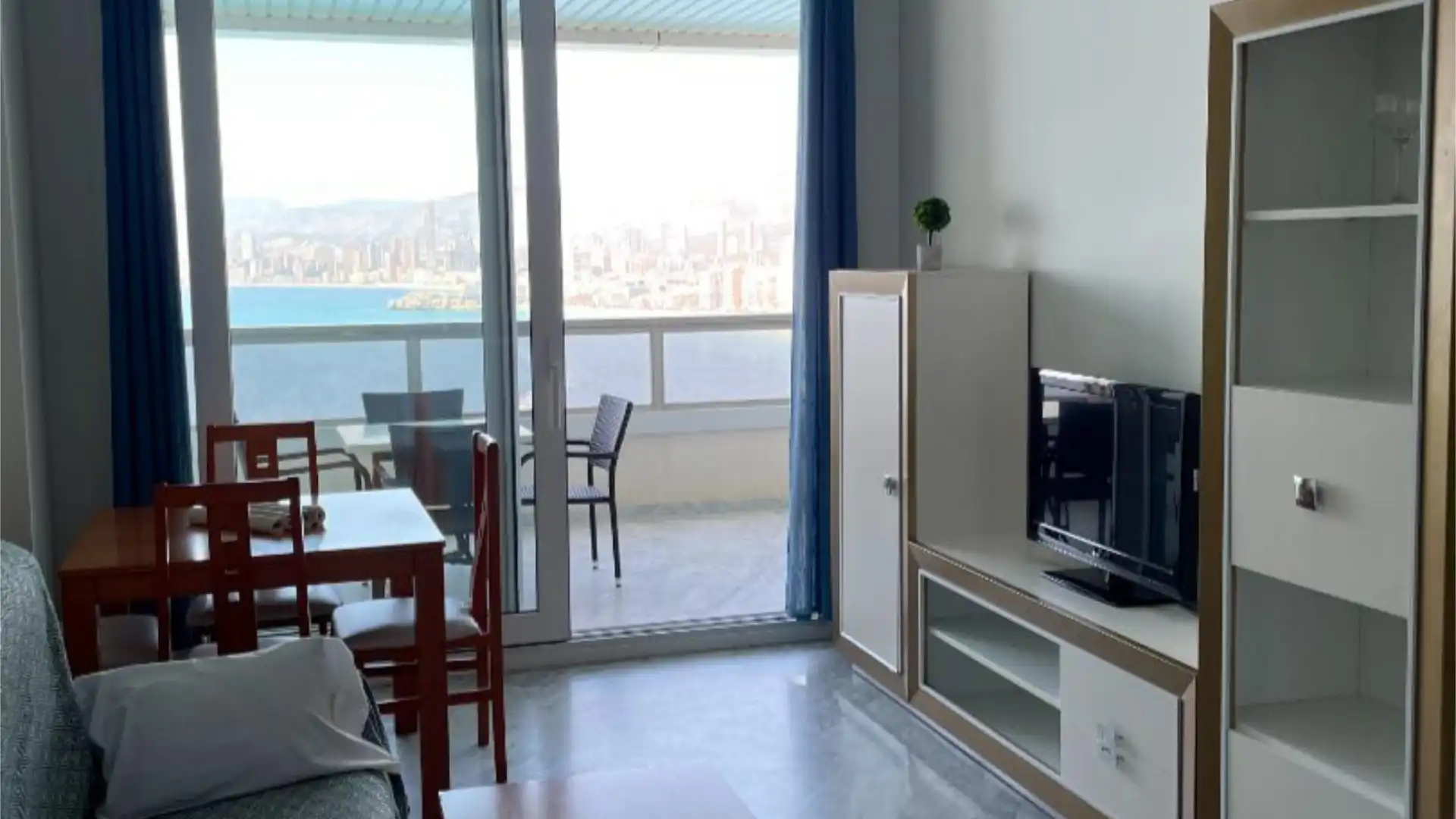 Piso en  Calle Alcalde Manuel Catalán Chana 24 - Foto 2