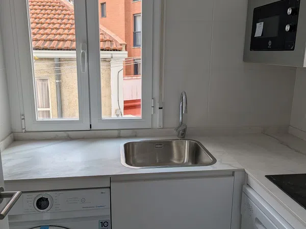 Piso en calle de Calvo Asensio, 4