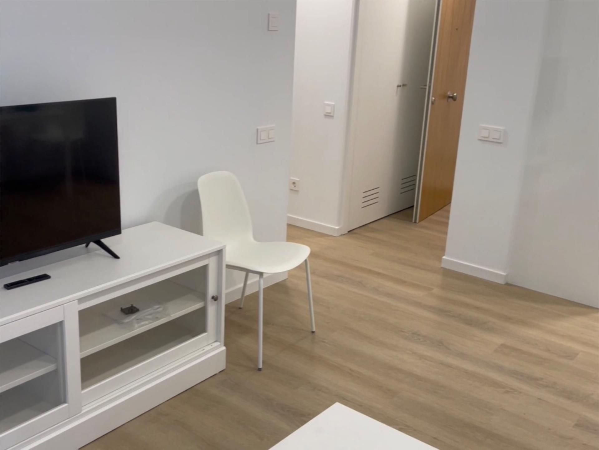 Piso en  Calle Doctor Alfonso Chiscano Díaz 24 - Foto 3