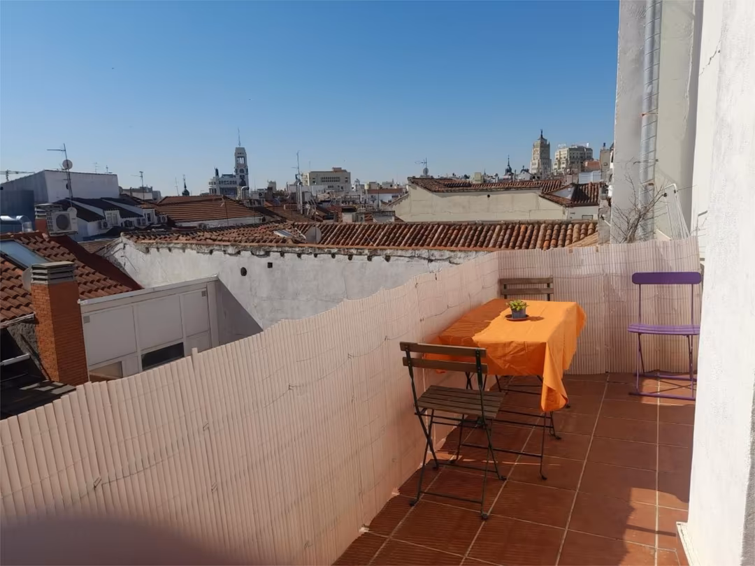 Piso en  Calle de San Bartolomé 22 - Foto 2