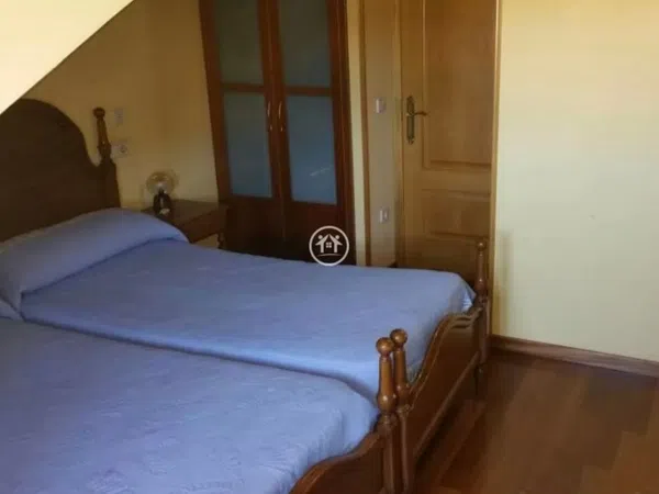 Chalet pareado en Plaza les Campes, 41, La Pola Siero, La Pola Siero - Foto 5