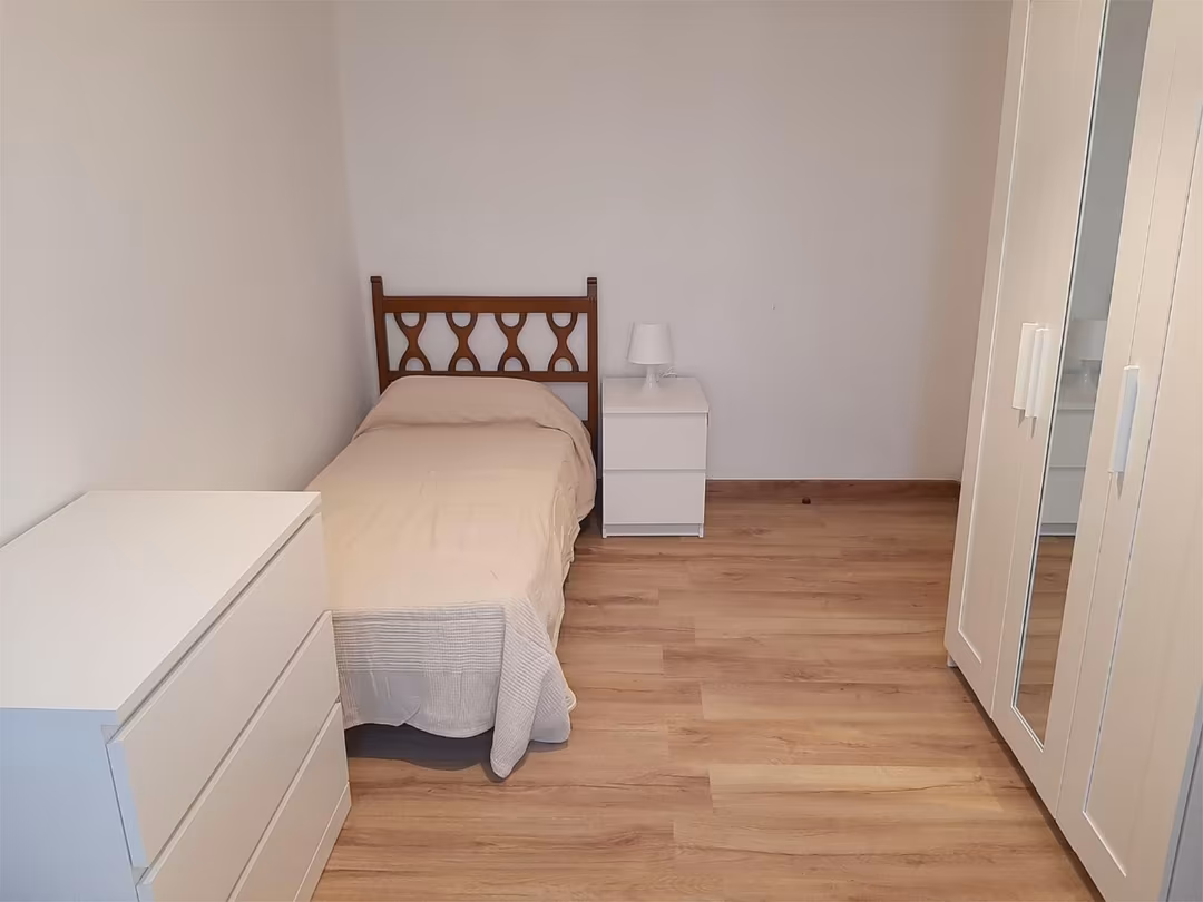 Piso en  Calle de Cáceres 43 - Foto 8