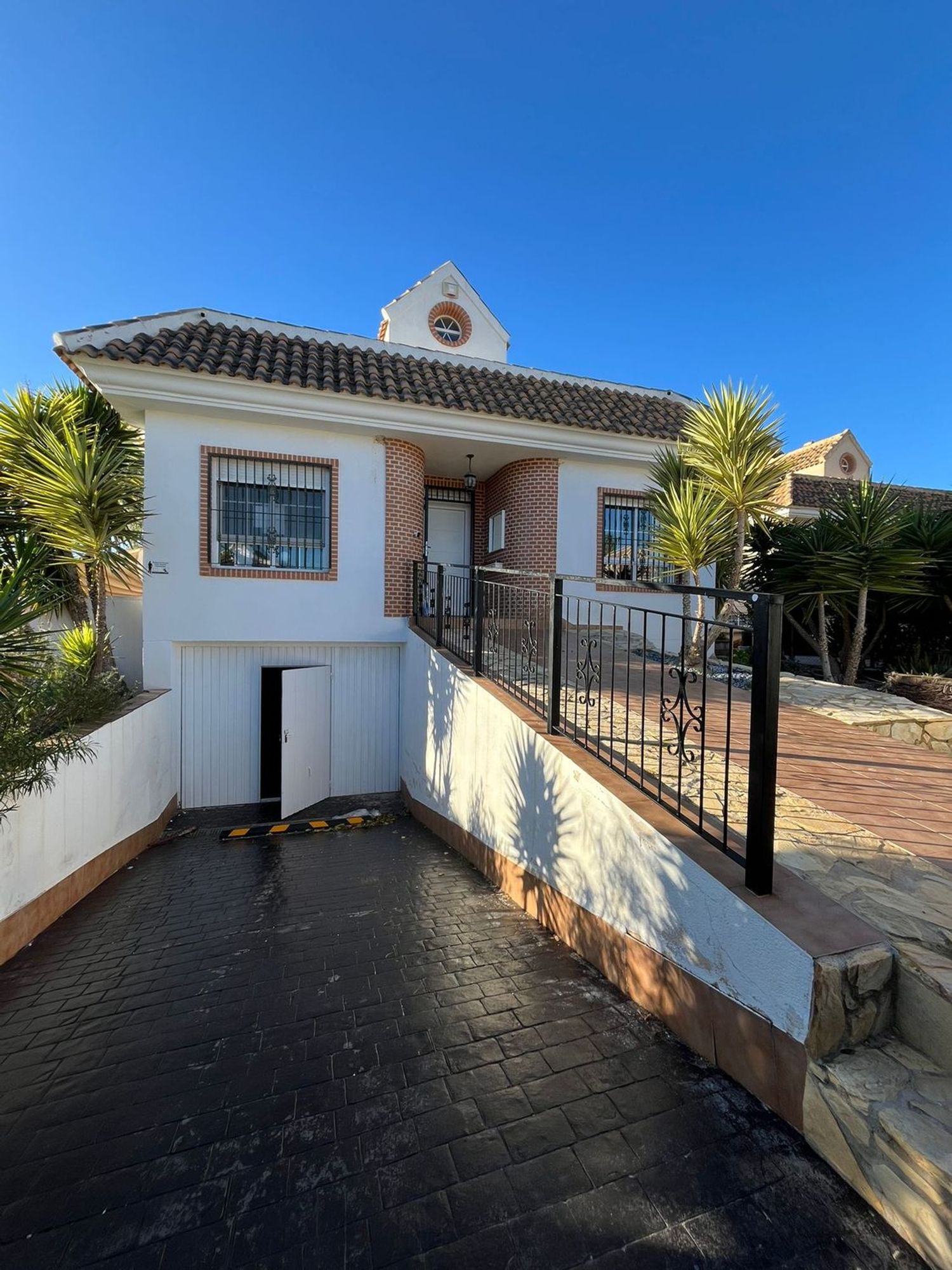 Casa independiente en Ramon Alonso Luzzy, 20 - Foto 1