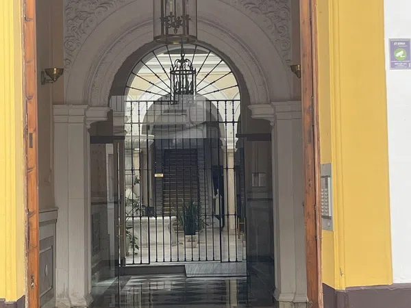 Estudio en calle San Vicente, 22 - Foto 1