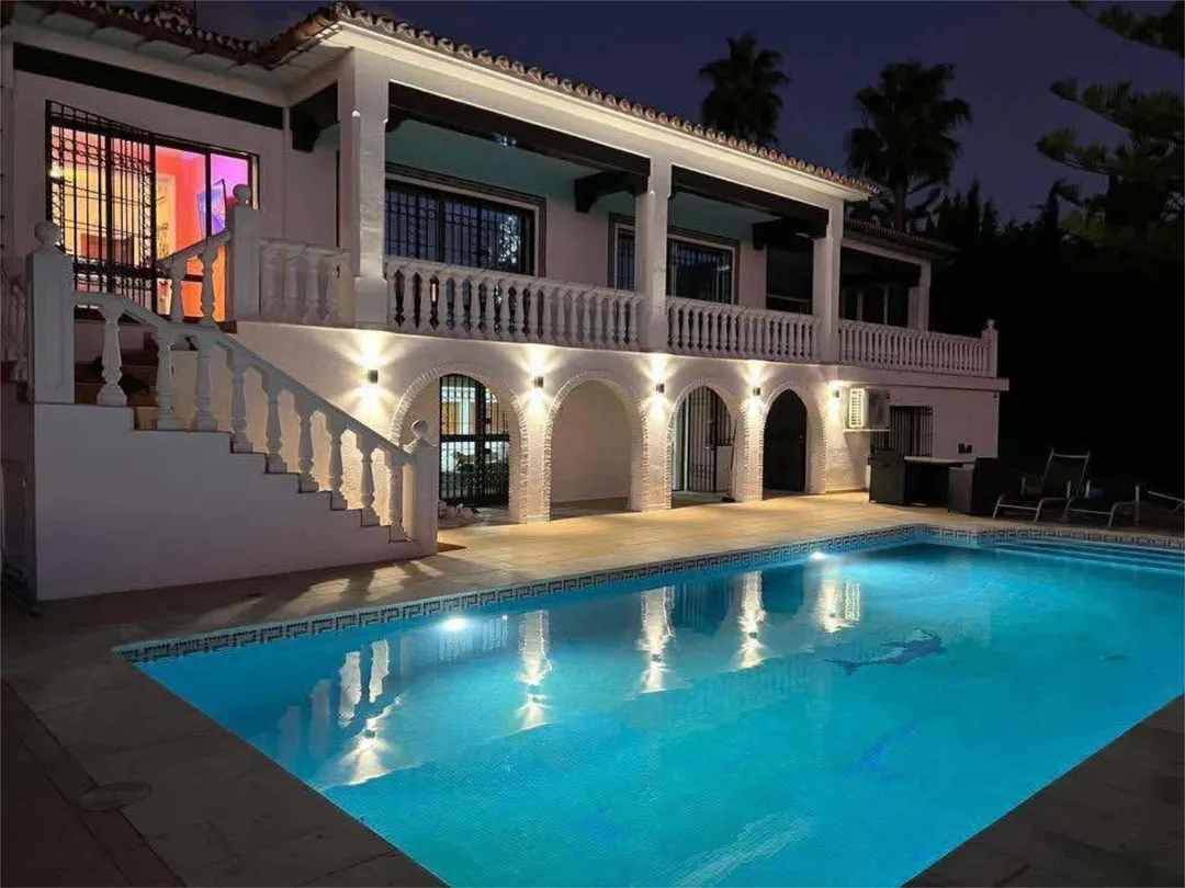 Chalet en  Calle Sierrezuela 152 - Foto 1