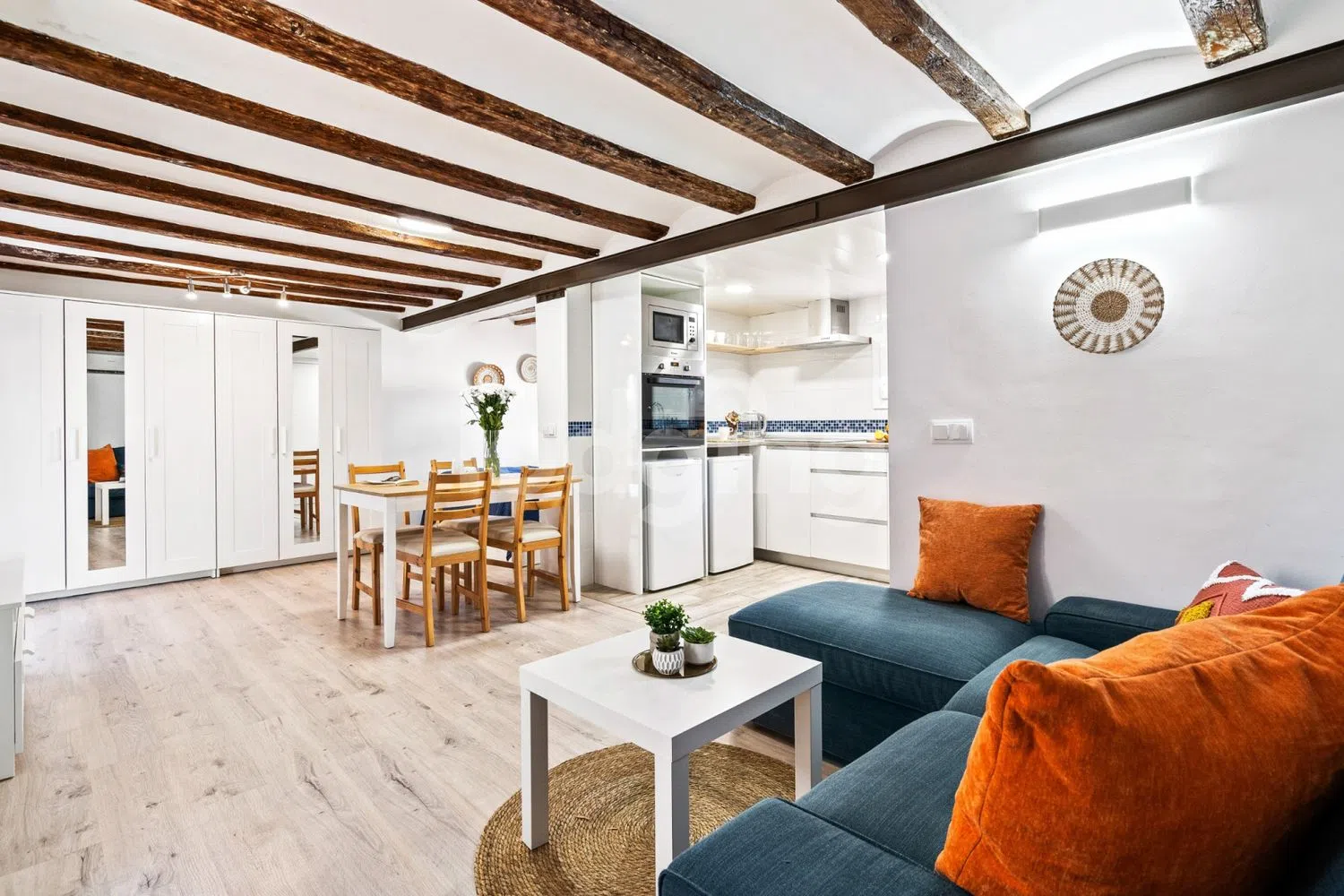 Estudio en calle de la Neu de Sant Cugat, 4