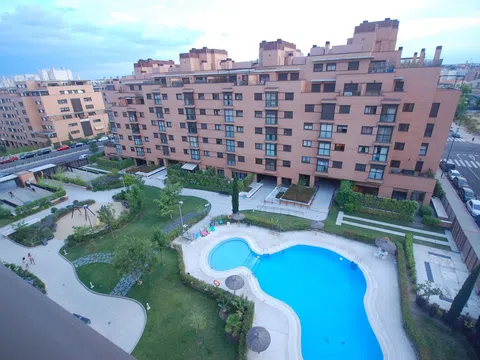 Piso en calle de la Sierra de Atapuerca, 21