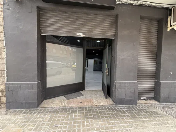Local en Calle de Pere Aleixandre, Mont-Olivet - Foto 2