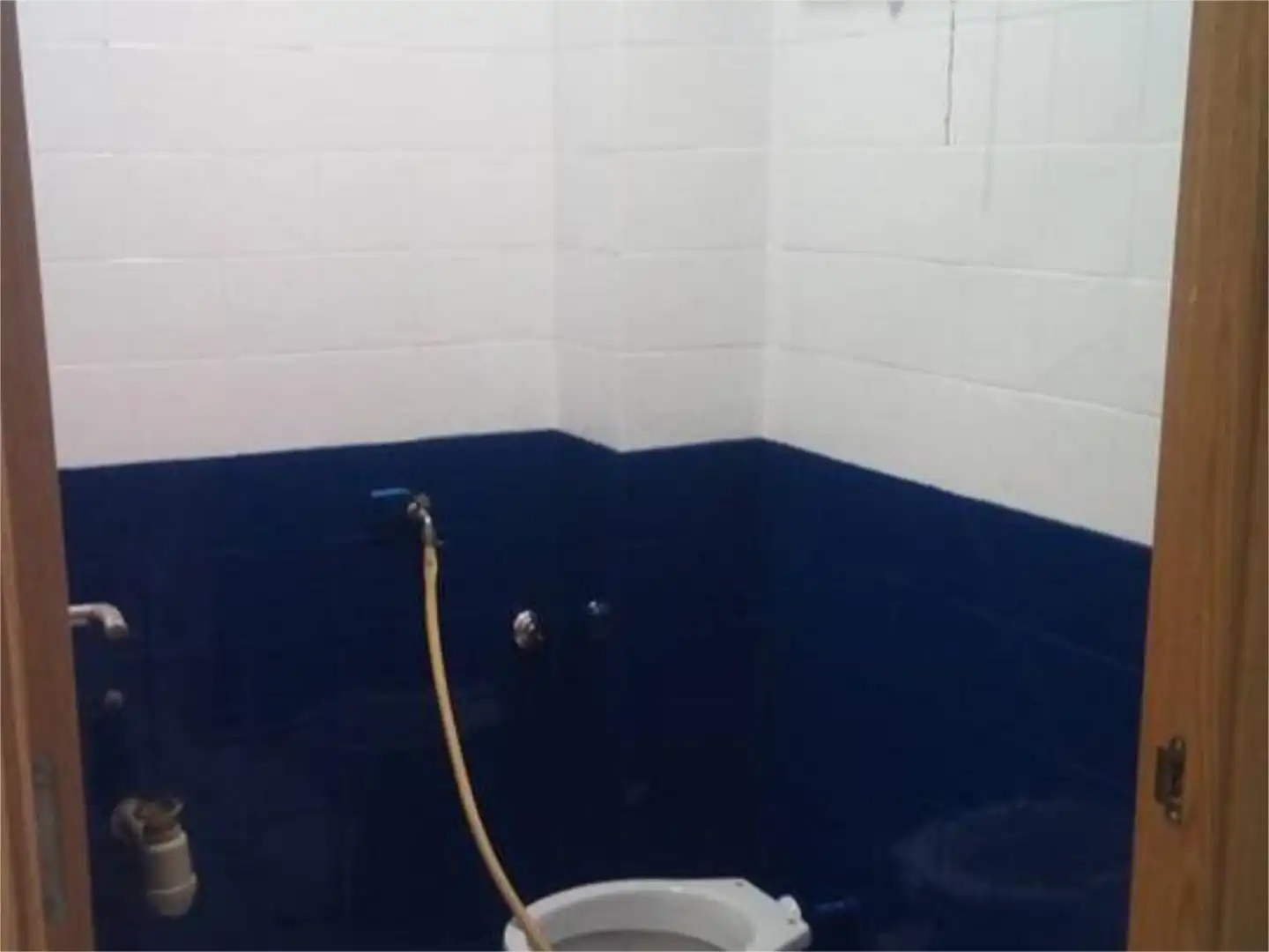 Local comercial en  Calle Carlos Arruza 6 - Foto 4
