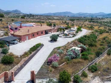 Chalet en Hondon de Las Nieves - Foto 1
