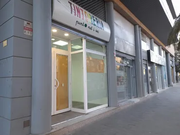 Local comercial en  CORNELLA - Foto 6