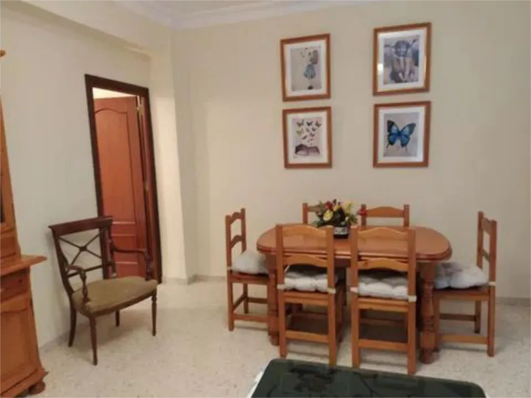 Piso en  Calle Malvaloca 1 - Foto 6