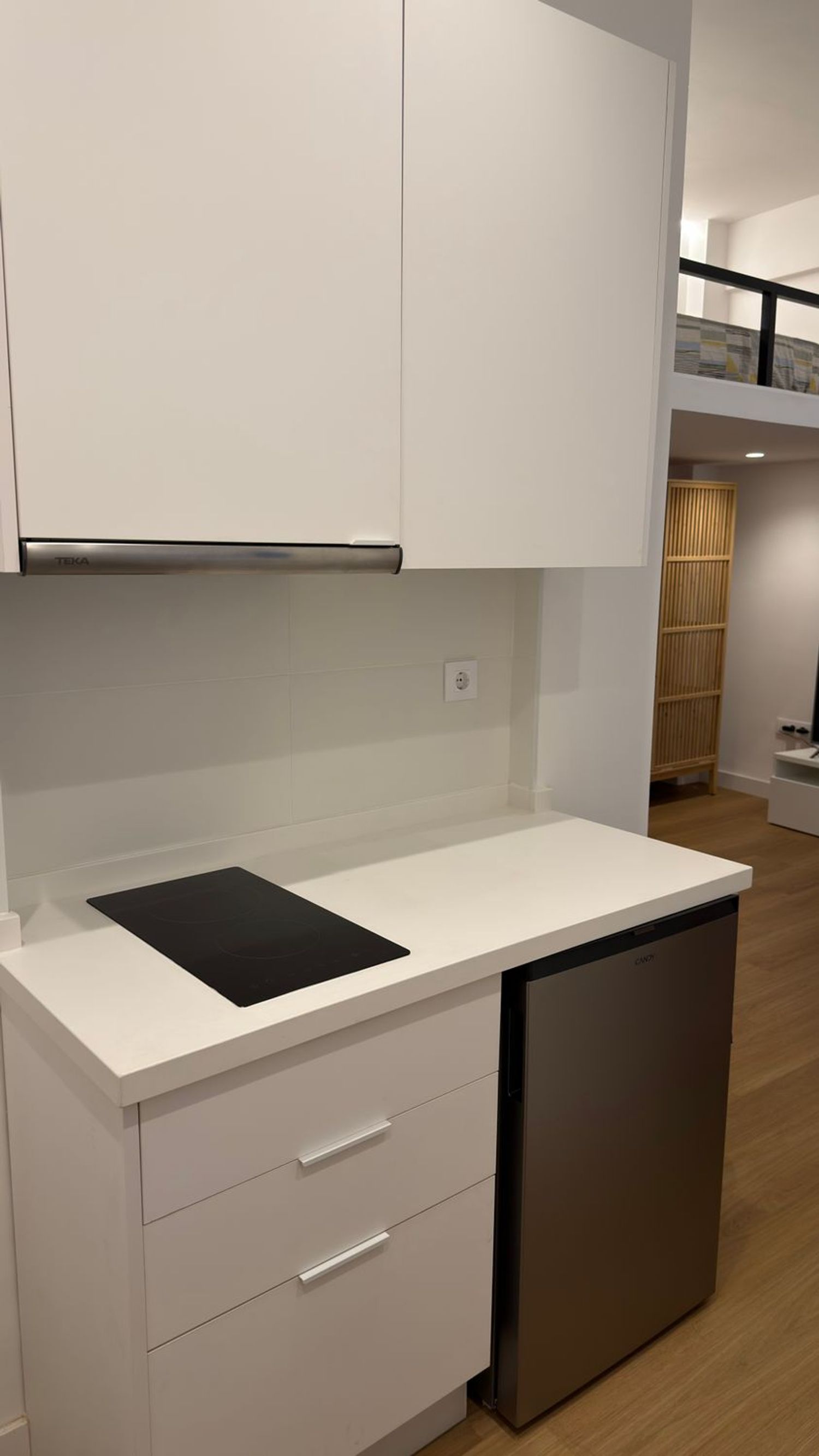 Estudio en calle de Carmen Monteverde, 69 - Foto 11