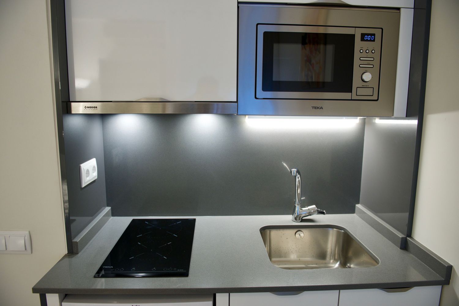 Estudio en calle del Doctor Esquerdo, 160 - Foto 6