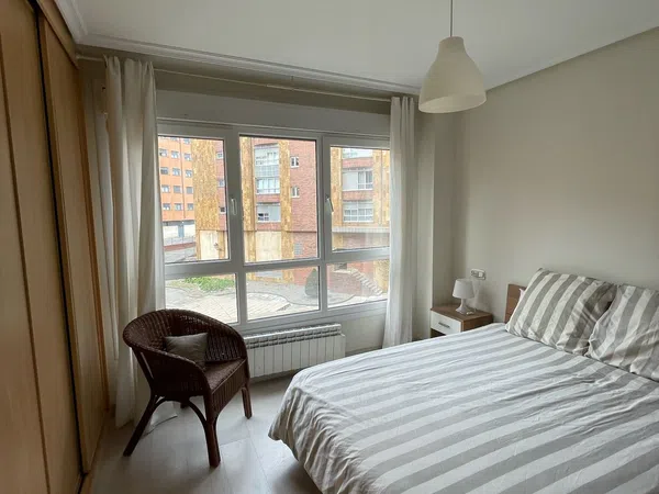 Alquiler de estudio en Avenida Lisboa, 3 - Foto 1