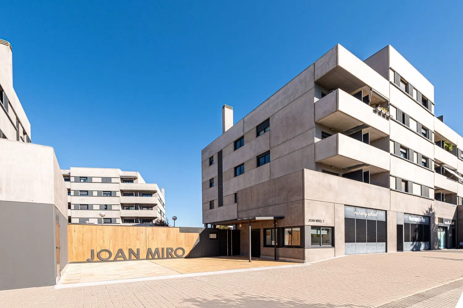 Piso en avenida Joan Miró - Foto 1