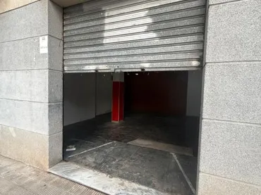 Local comercial en  Carrer de Narcís Monturiol 10 - Foto 1