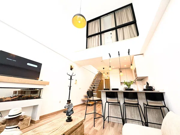 Estudio en Barrio Tres Olivos - Valverde