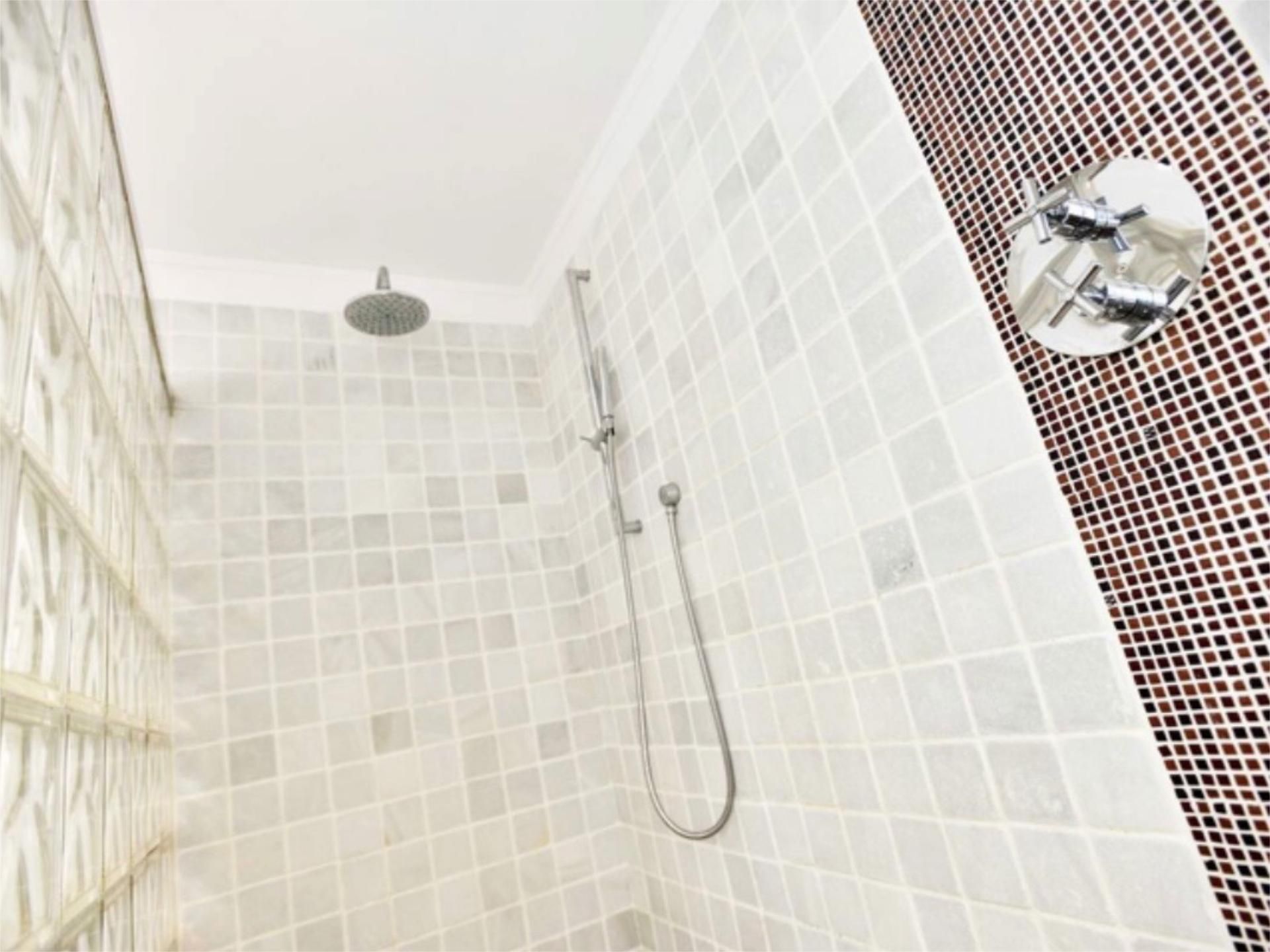 Piso en calle Rúa Riego de Agua 46 - Foto 11