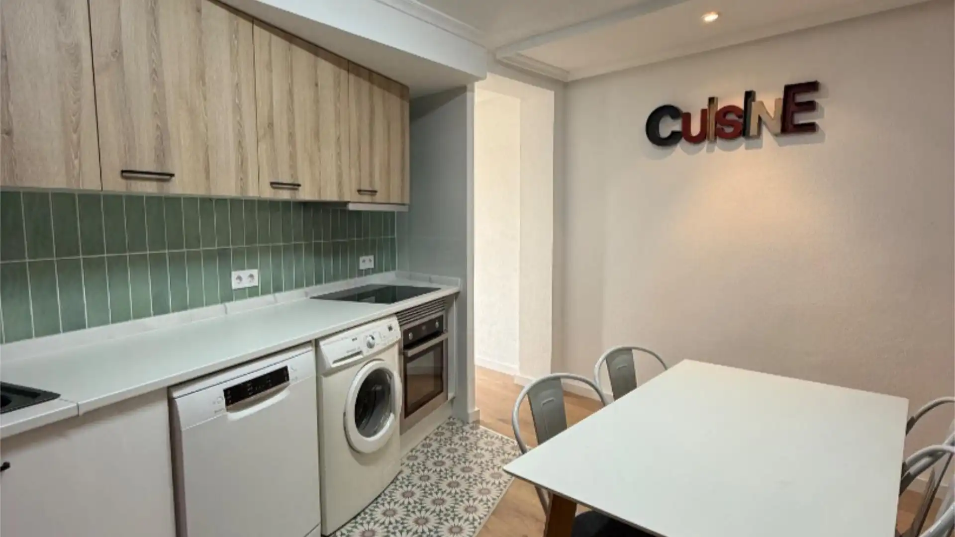 Piso en  Carrer Joan Miró 1 - Foto 2