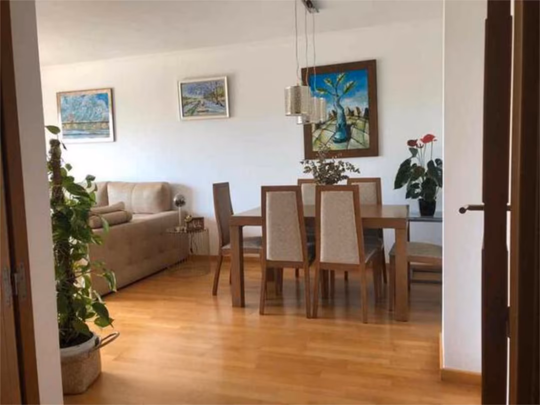 Piso en Juan de Borbon - Foto 1