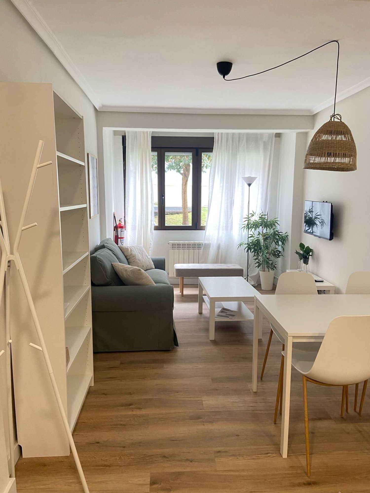 Piso en Grupo los Pinares, 2 a - Foto 1