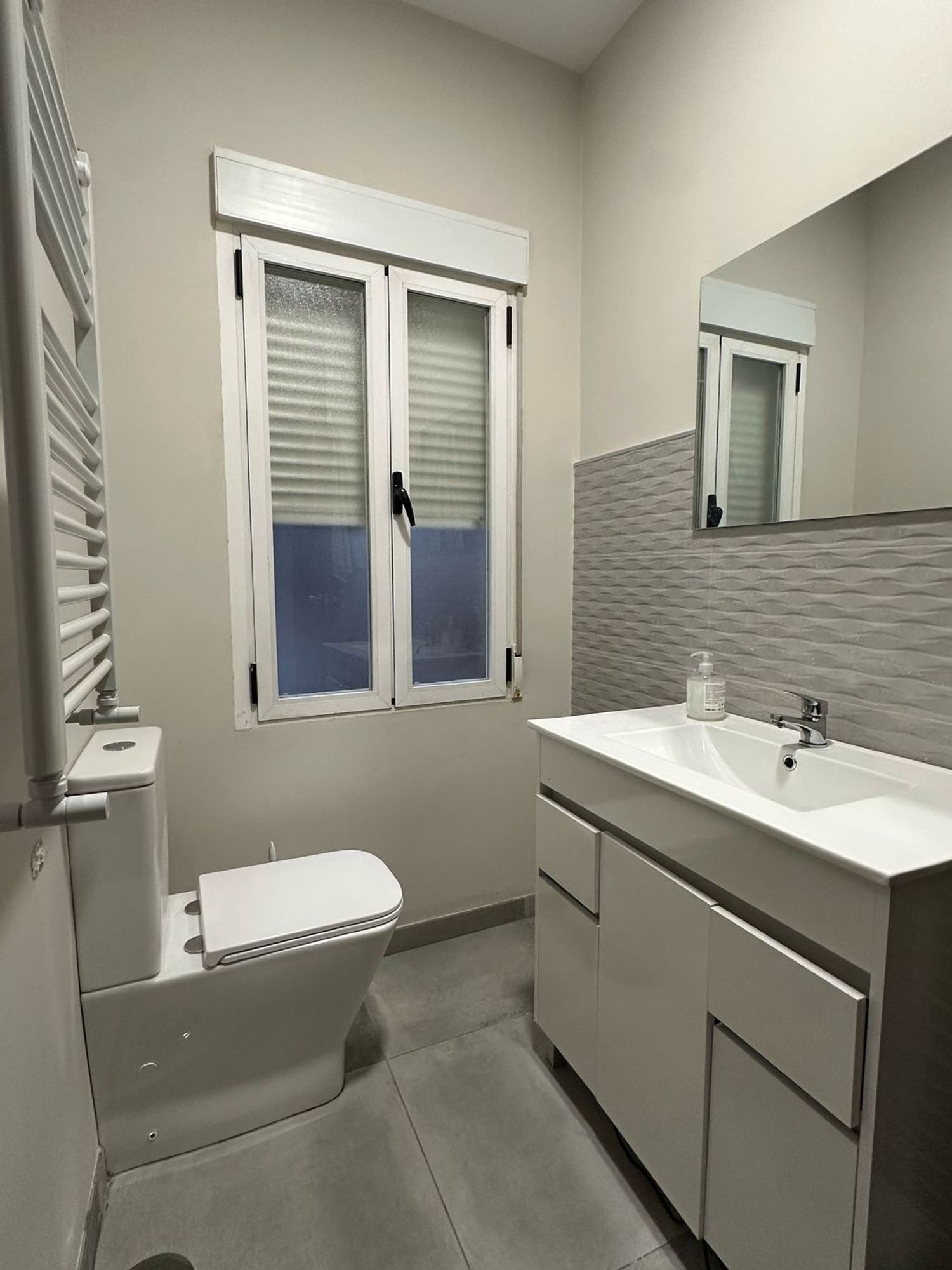 Piso en calle de Guzmán el Bueno, 63 - Foto 9