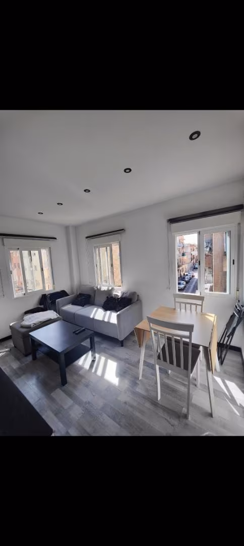 Piso en  Calle de los Carrascales 4 - Foto 2