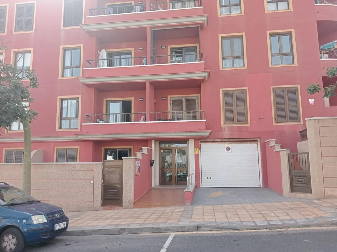 Piso en  Calle Mar Cantábrico 3b - Foto 1