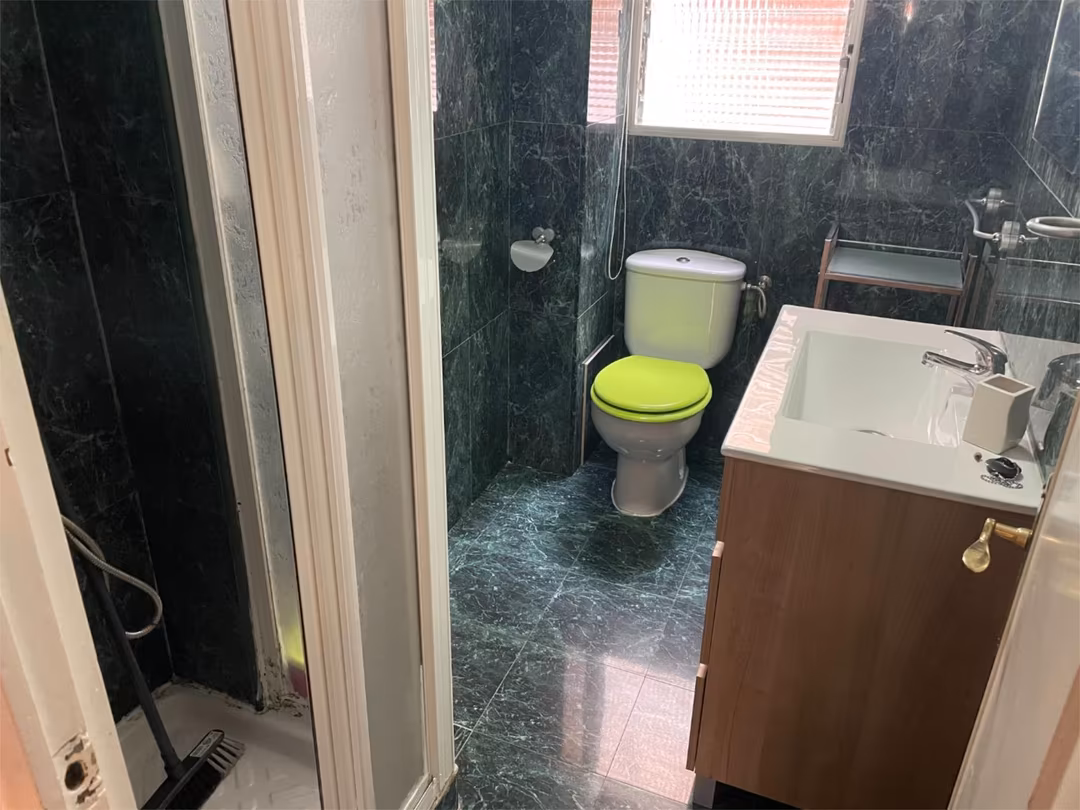 Piso en  Calle Pintor Pedro Orrente 2 - Foto 10