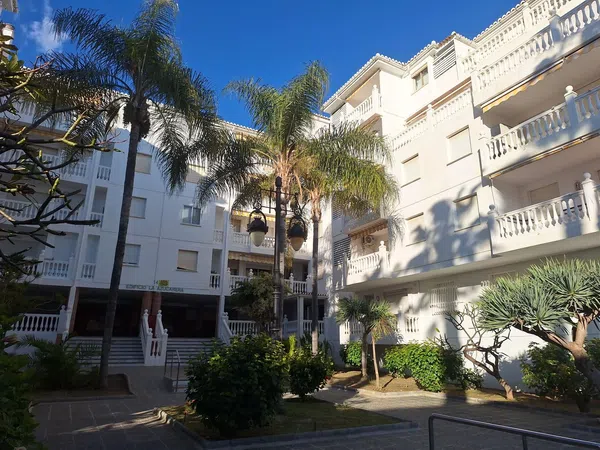 Piso en Calle Bikini, 14 - Foto 1