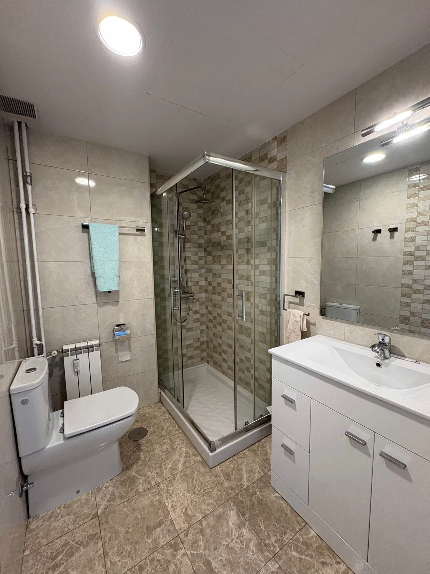 Piso en calle de Antonio López, 45 - Foto 3