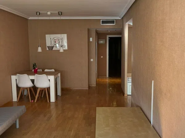 Piso en plaza Ciudad de Viena, 6