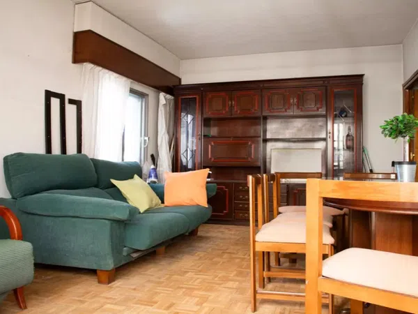 Piso en calle de Almansa, 14