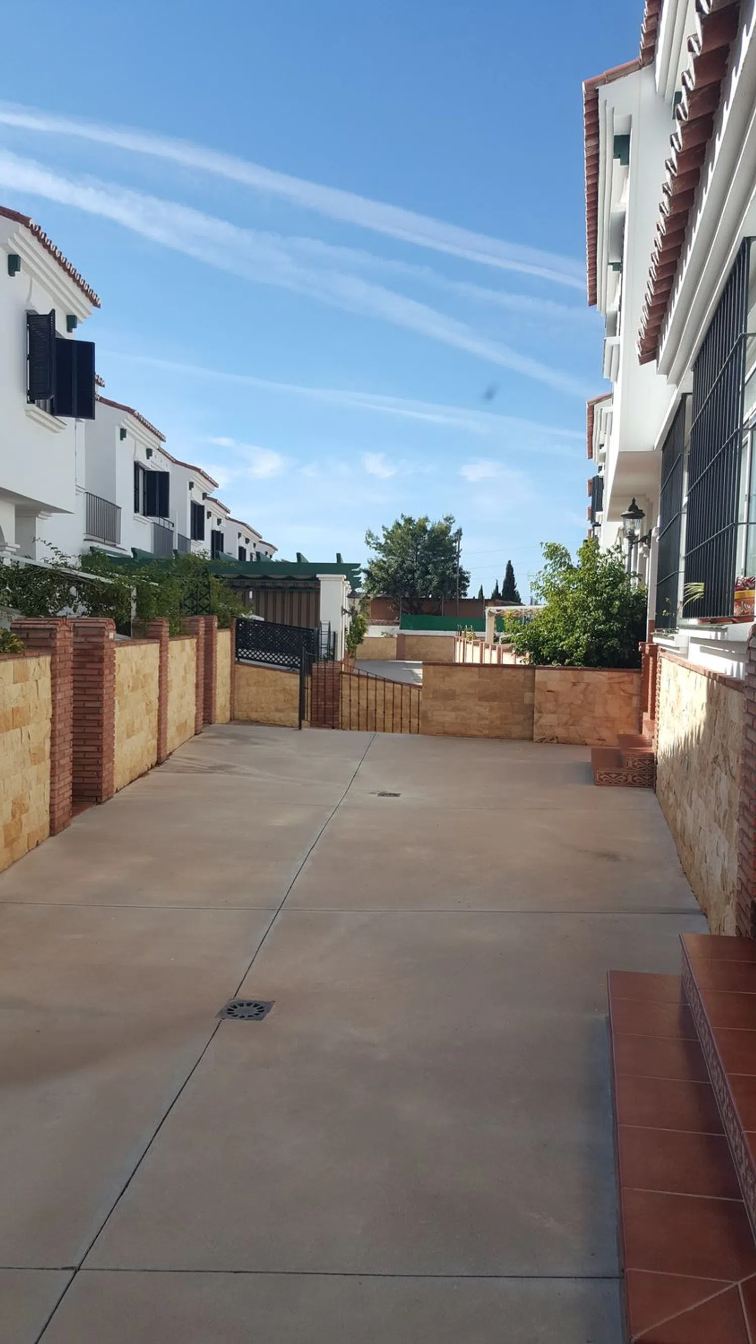 Chalet adosado en calle Montecillo, 19 - Foto 2