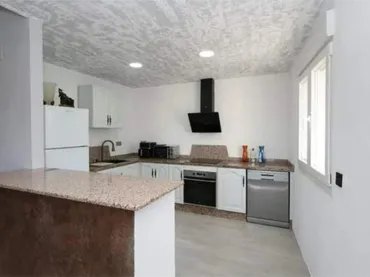 Chalet en Urbanización los Tablazos - Foto 7