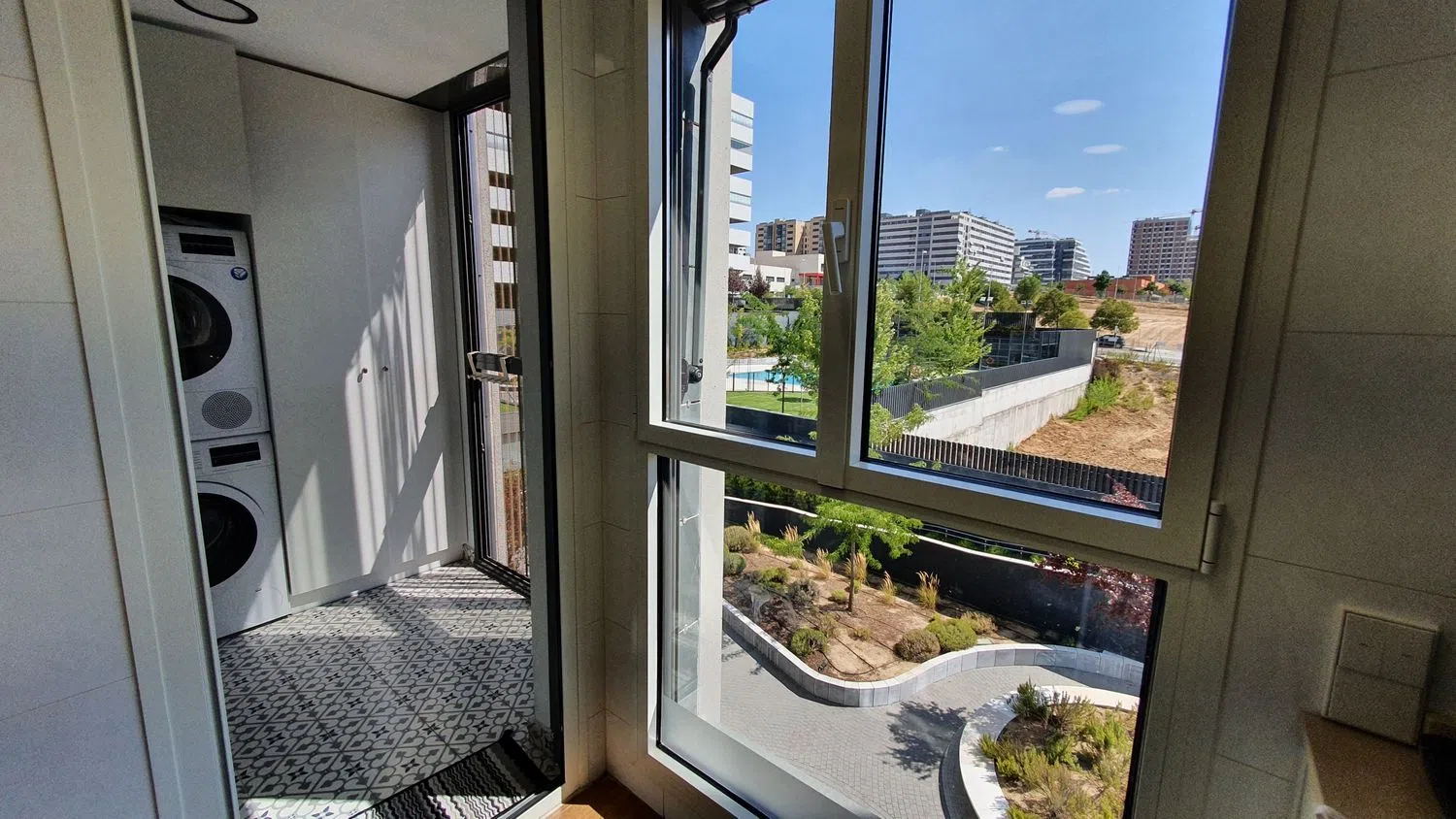 Piso en calle de Manuel Gutiérrez Mellado, 43 - Foto 8