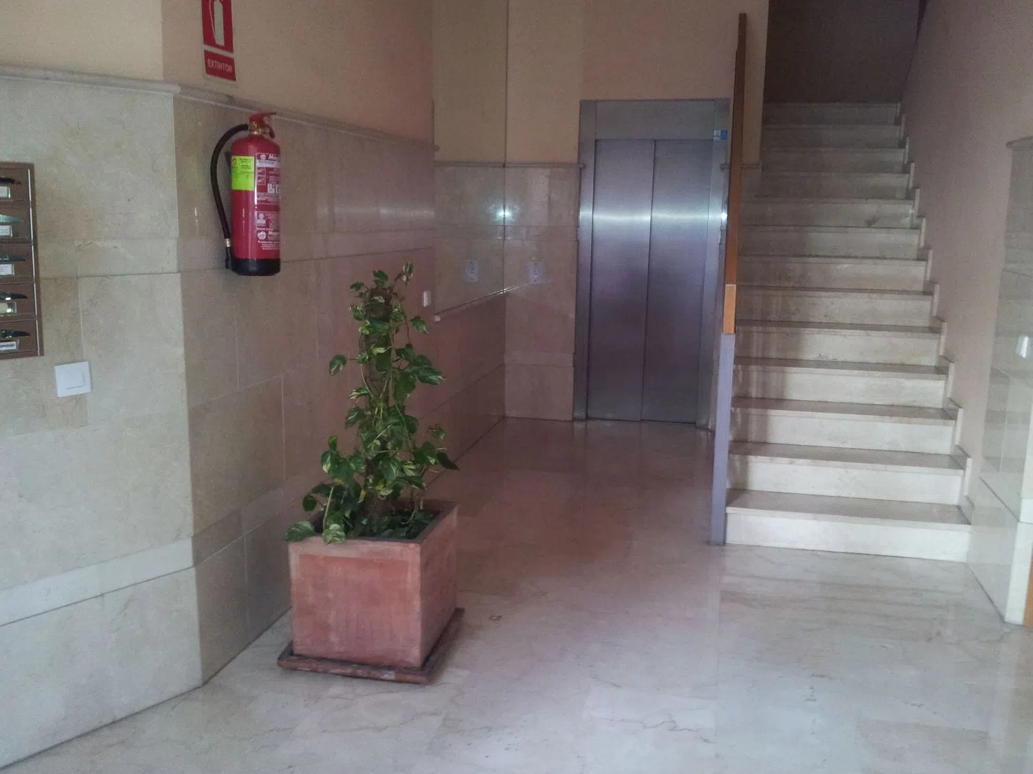 Piso en calle Cardenal Bueno Monreal, 13 - Foto 4