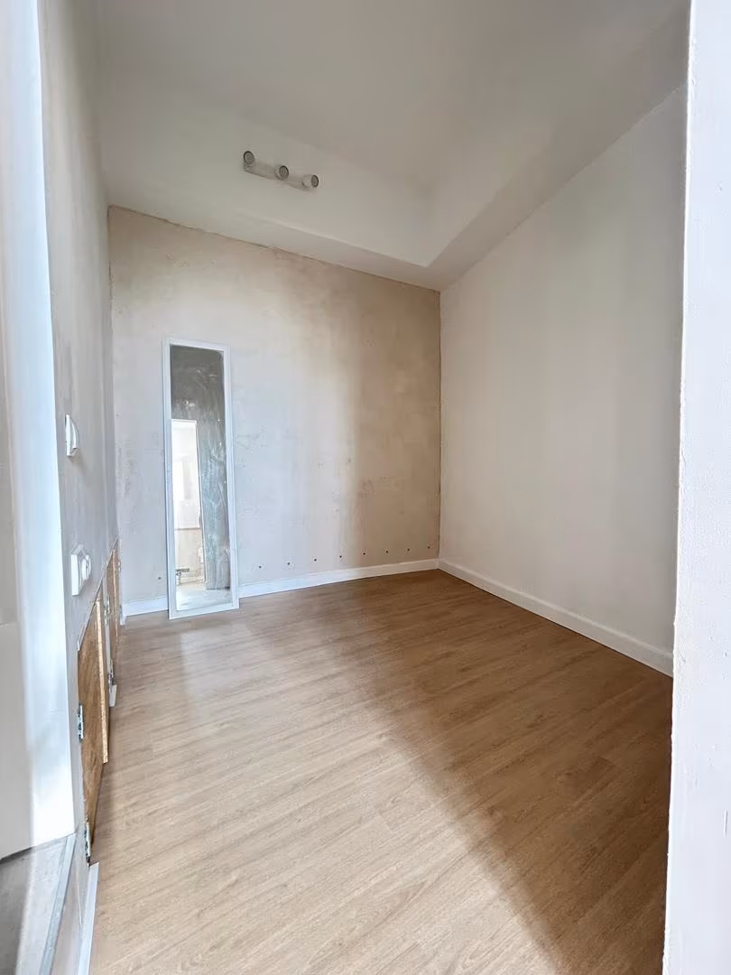Estudio en  Carrer de la Pica d'Estats 27 - Foto 5