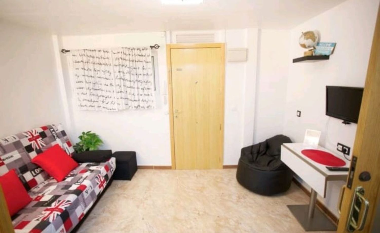 Estudio en calle Sol Naixent, 18 - Foto 2