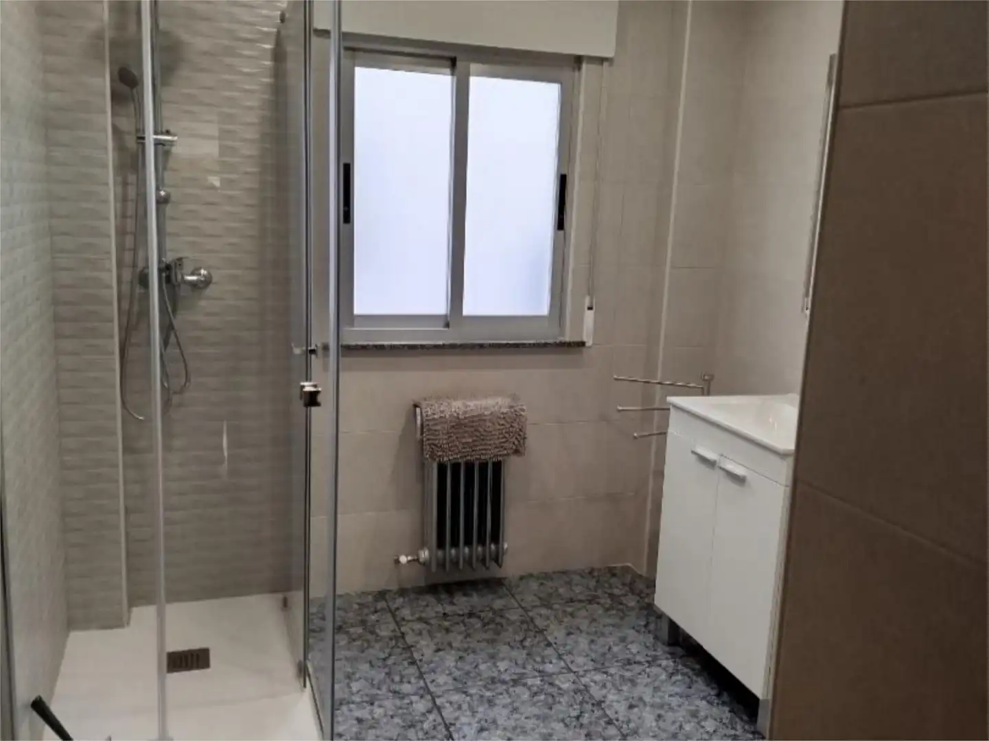 Piso en  Calle Navasfrías 7 - Foto 9